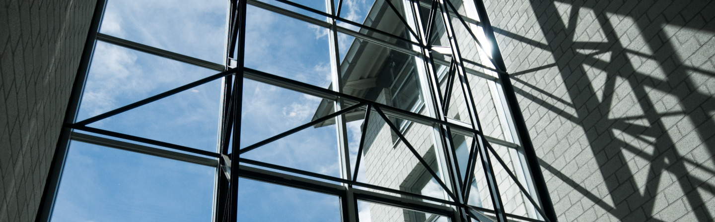Window front of the Fraunhofer IST main entrance in Braunschweig. Window front of the Fraunhofer IST main entrance in Braunschweig.