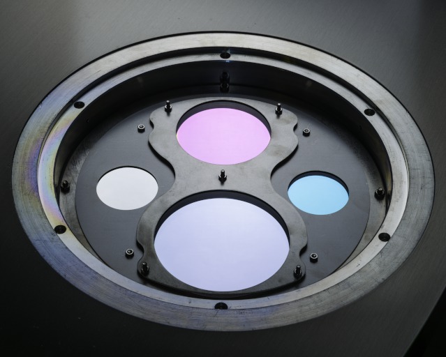 Optical filter installed in the coating carrier.